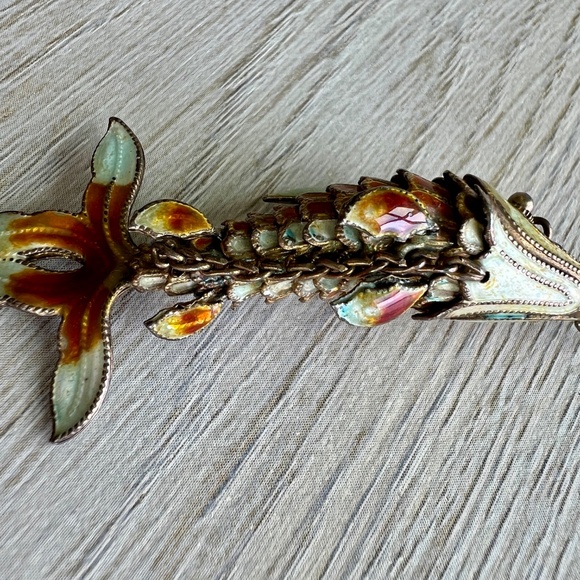 Vintage Chinese Articulated Enamel Fish Pendant – Cloisonné, Rare Extra Fins - Picture 3 of 8